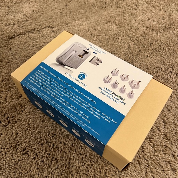 Ceptics Universal Travel Adapter Kit - Picture 1 of 2